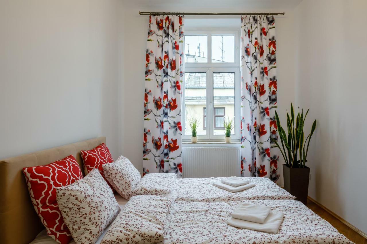 Ok Apartments Old Town Cracovia Esterno foto